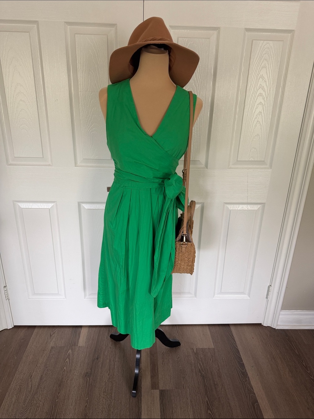 J.JCrew Kelly Green Wrap Dress with Side Tie Cotton dress - Picture 5 of 13